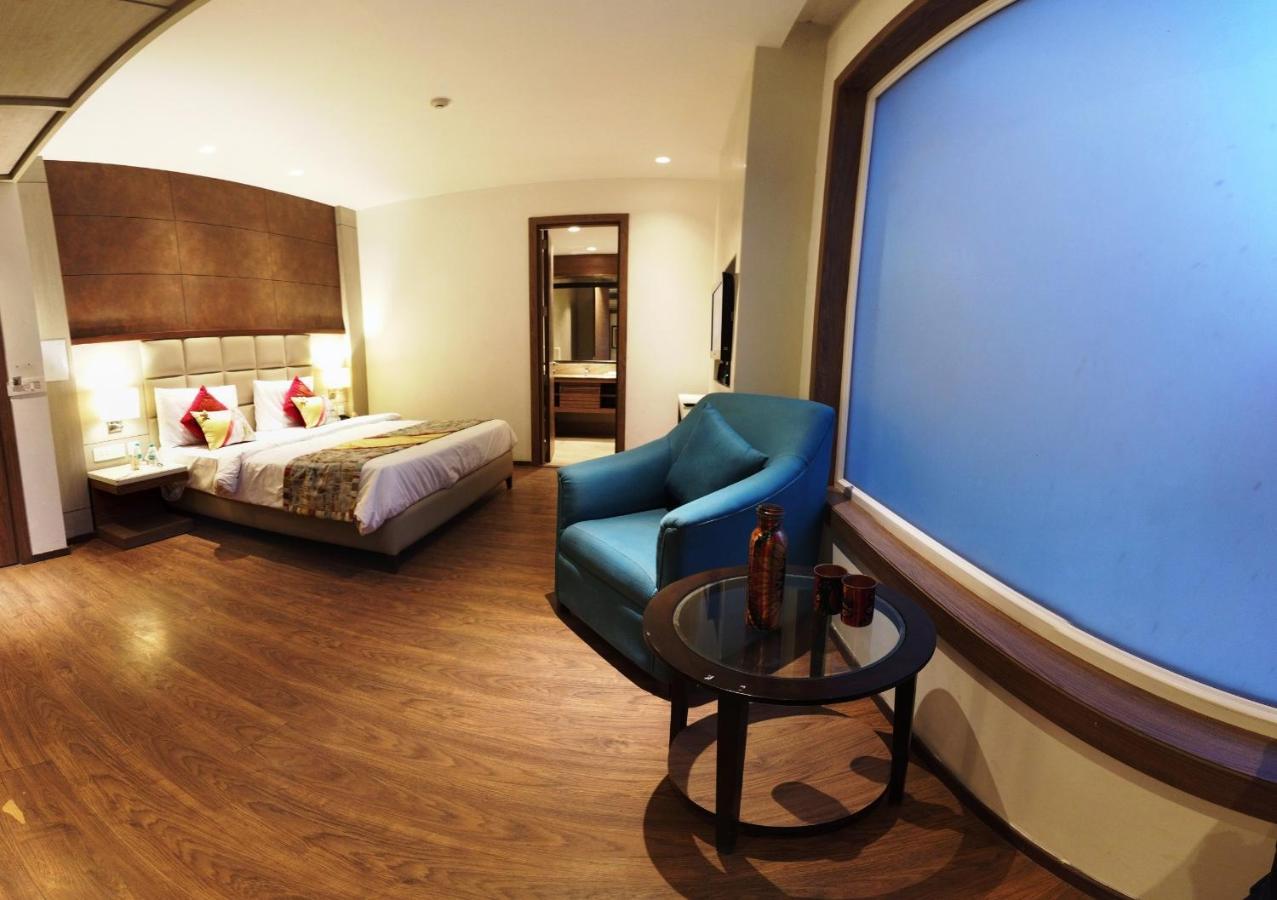 Lemonwood Suites By F9 Hotels - Trivoli Garden Chhatarpur Neu-Delhi Exterior foto